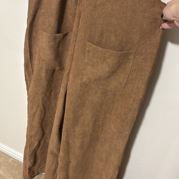 GeeGee Wide Leg Jumpsuit - Picture 6 of 6